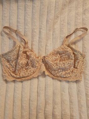 Victoria's Secret Lace Demi Bra | 36DDD | Nude/Beige | Elegant Floral Lace